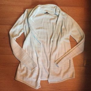 ••SOLD••Gap Cardigan